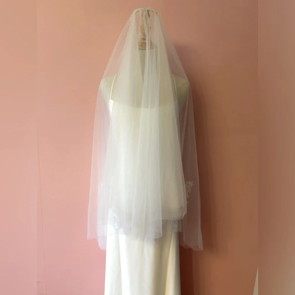 Wedding Veil Fingertip